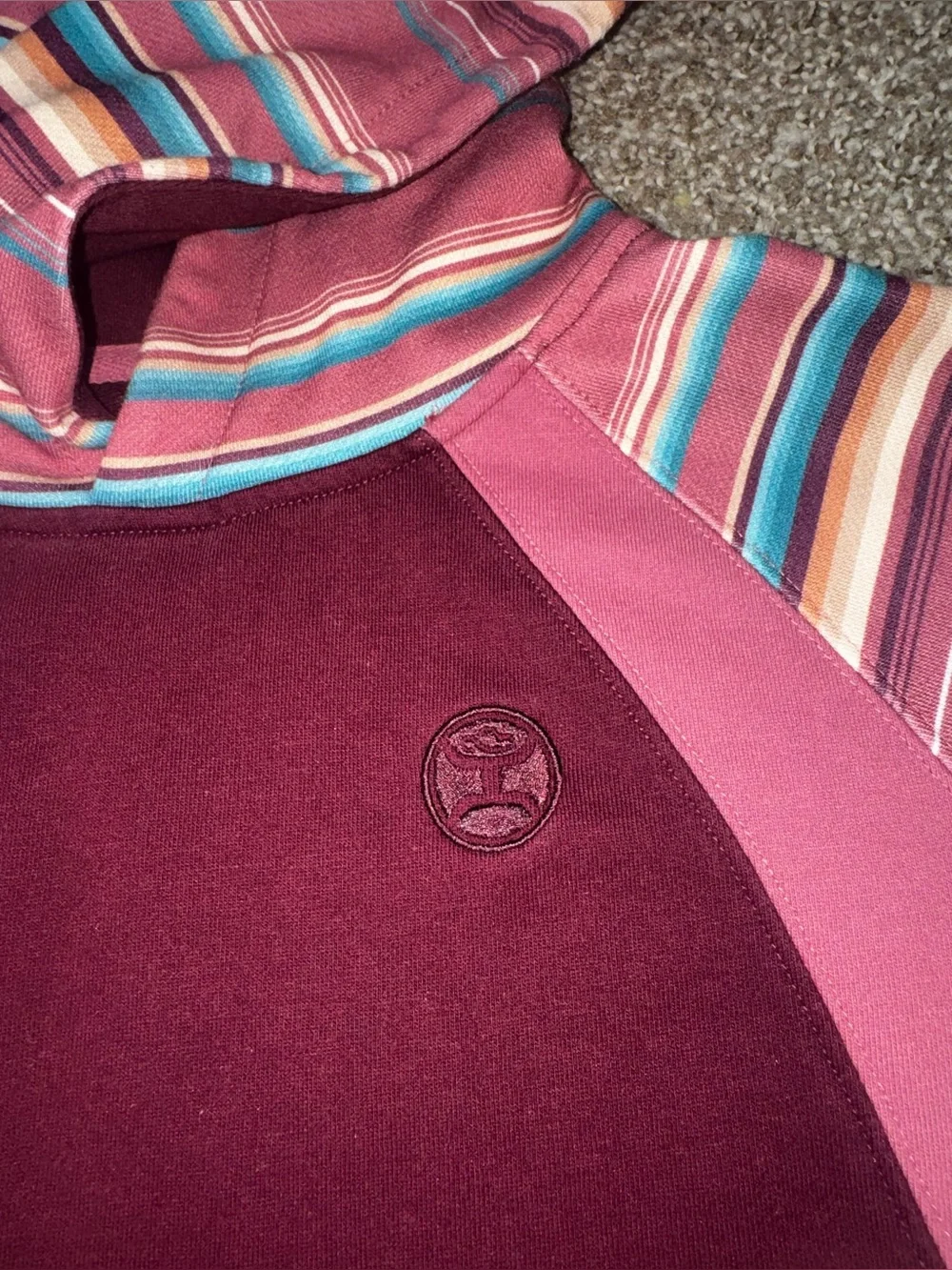 Hooey Men’s Pullover Hoodie Size L Burgundy Striped Logo Pocket Cotton Blend